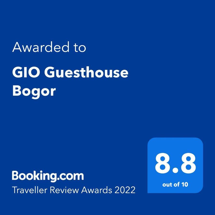 GIO Guesthouse Bogor Extérieur photo